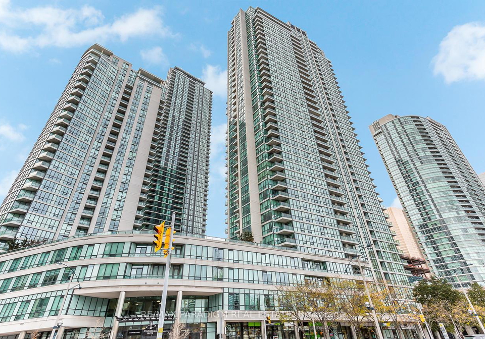 16-yonge-street-toronto-ontario-c12787570