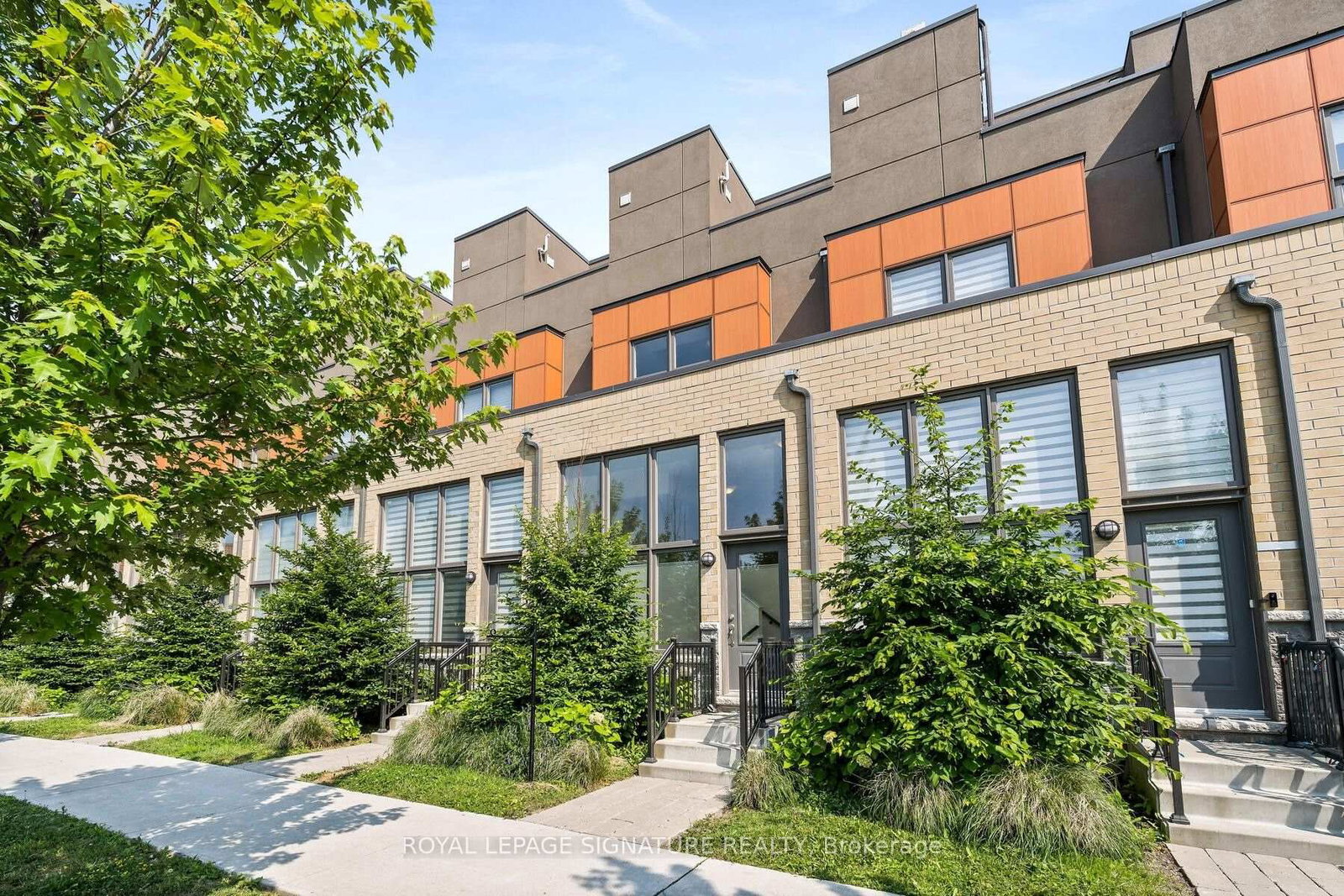 16-curlew-drive-north-york-ontario-c12787600
