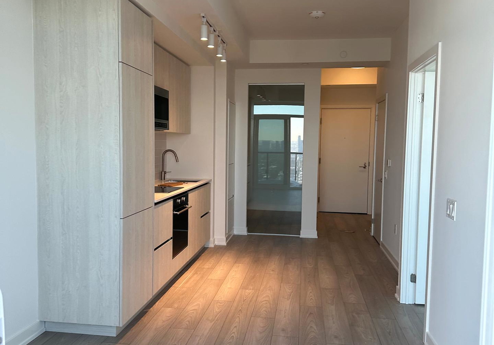 110-broadway-avenue-e-toronto-ontario-c12787602