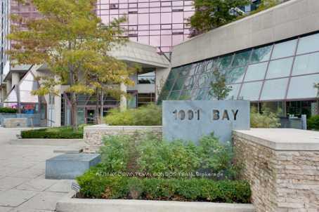 1001-bay-street-toronto-ontario-c12787682