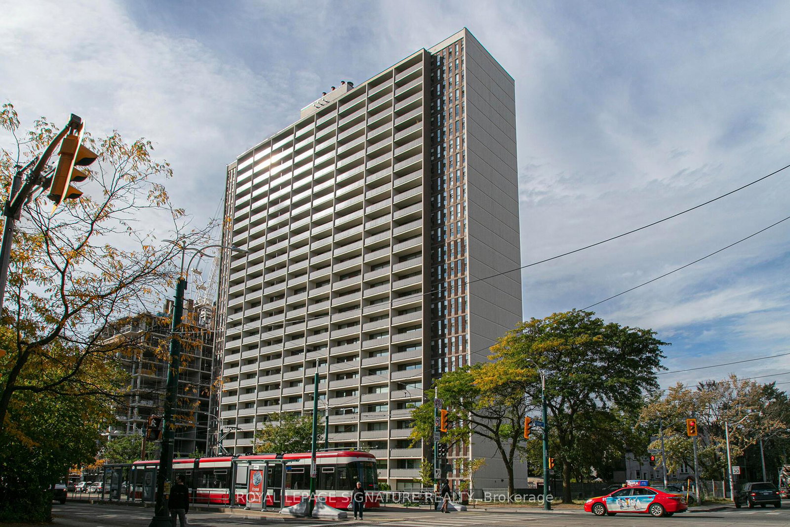 666-spadina-avenue-toronto-ontario-c12788070