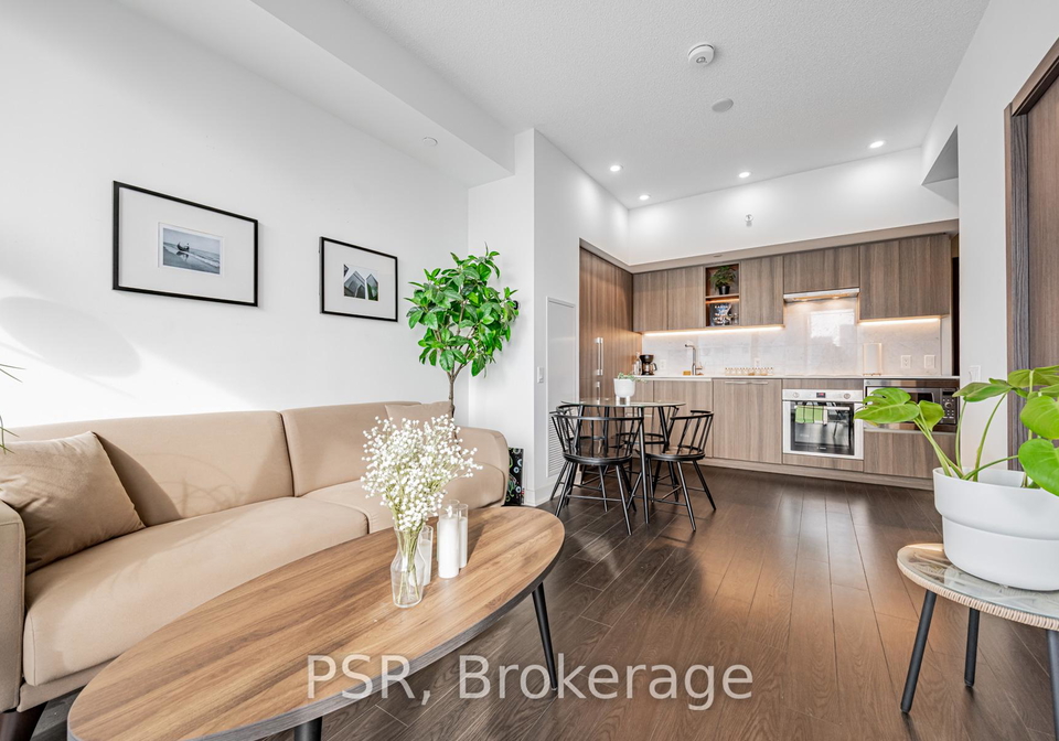 17-bathurst-street-toronto-ontario-c12788242