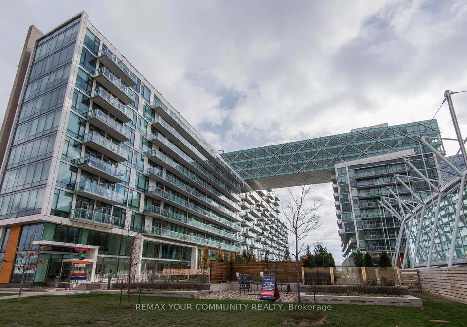 39-queens-quay-e-toronto-ontario-c12788400