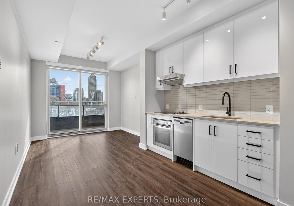 9-tecumseth-street-toronto-ontario-c12788492