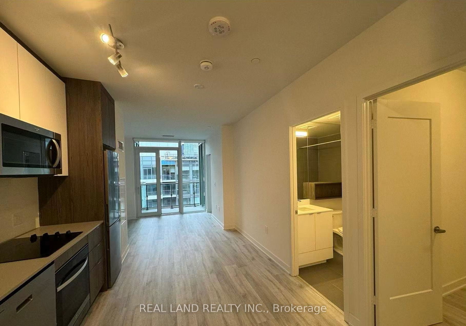 60-princess-street-toronto-ontario-c12788532