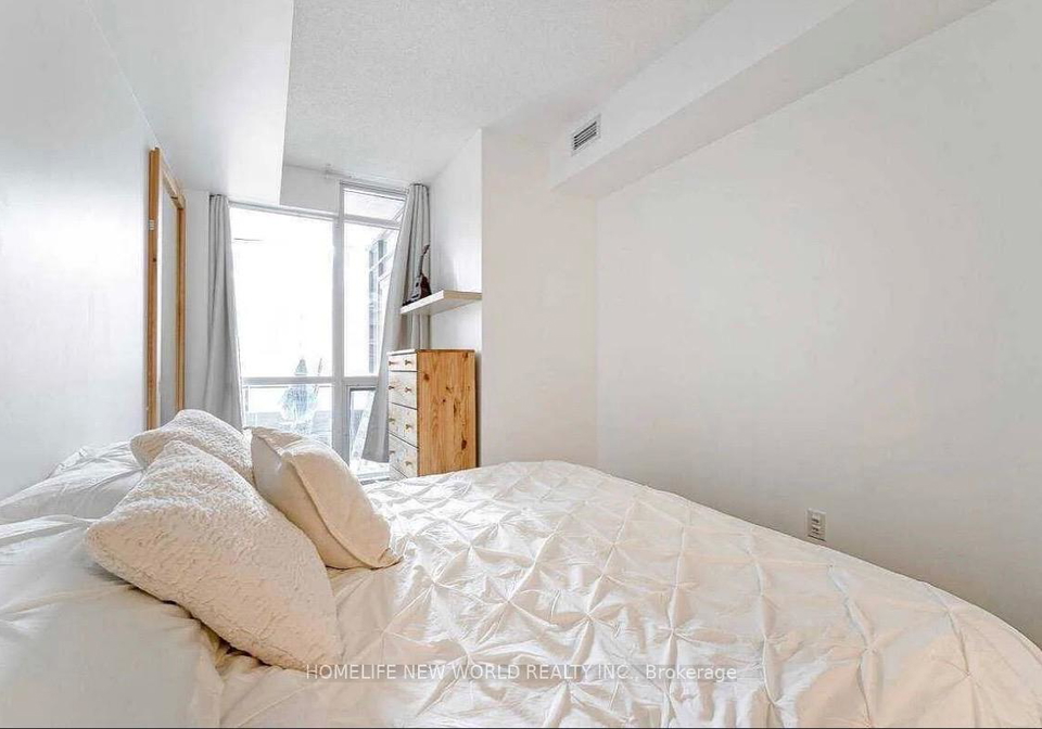 38-dan-leckie-way-toronto-ontario-c12788564