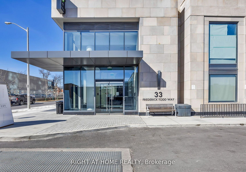 33-frederick-todd-way-east-york-ontario-c12788730