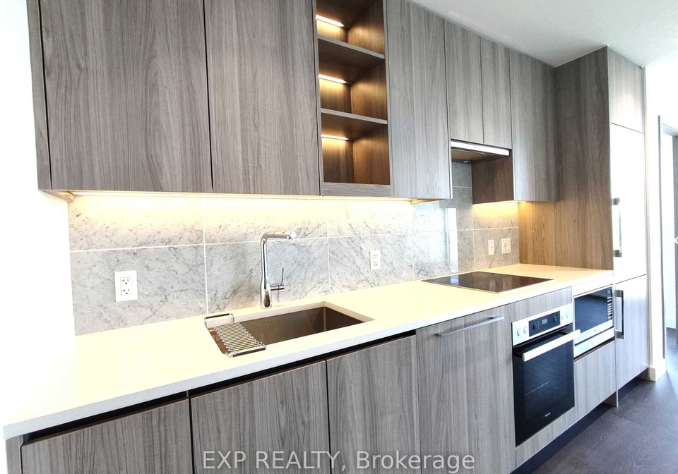 95-mcmahon-drive-north-york-ontario-c12788734