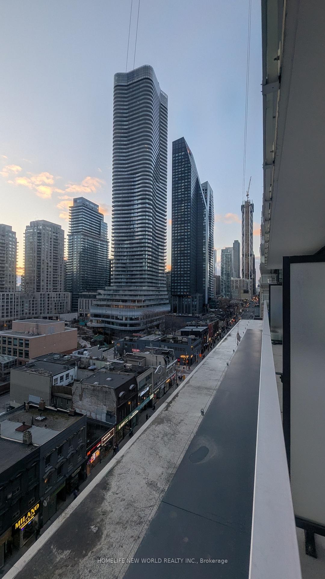 501-yonge-street-toronto-ontario-c12789038