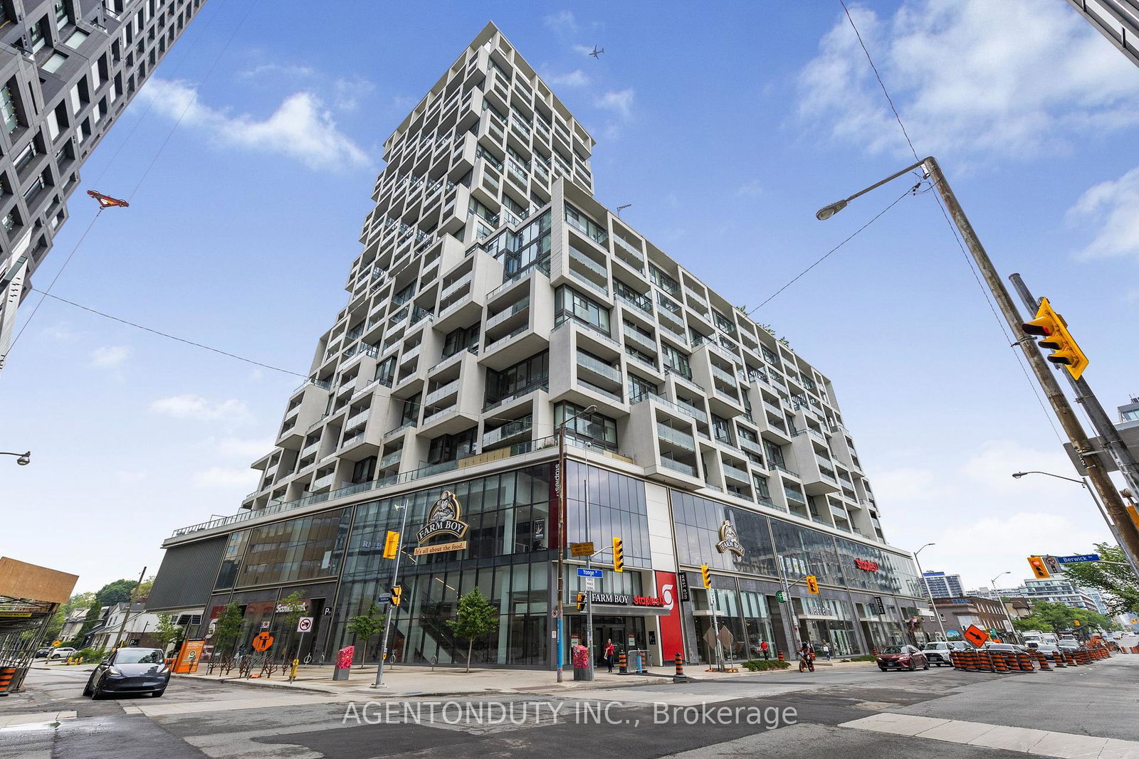soudan-avenue-toronto-ontario-c12789062