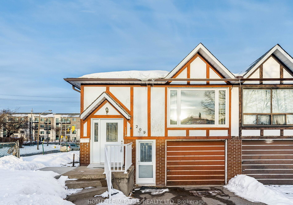 209-apache-trail-north-york-ontario-c12789082