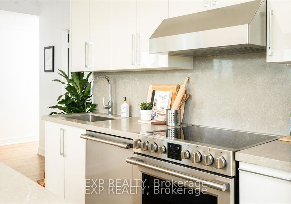 35-brian-peck-crescent-east-york-ontario-c12789128