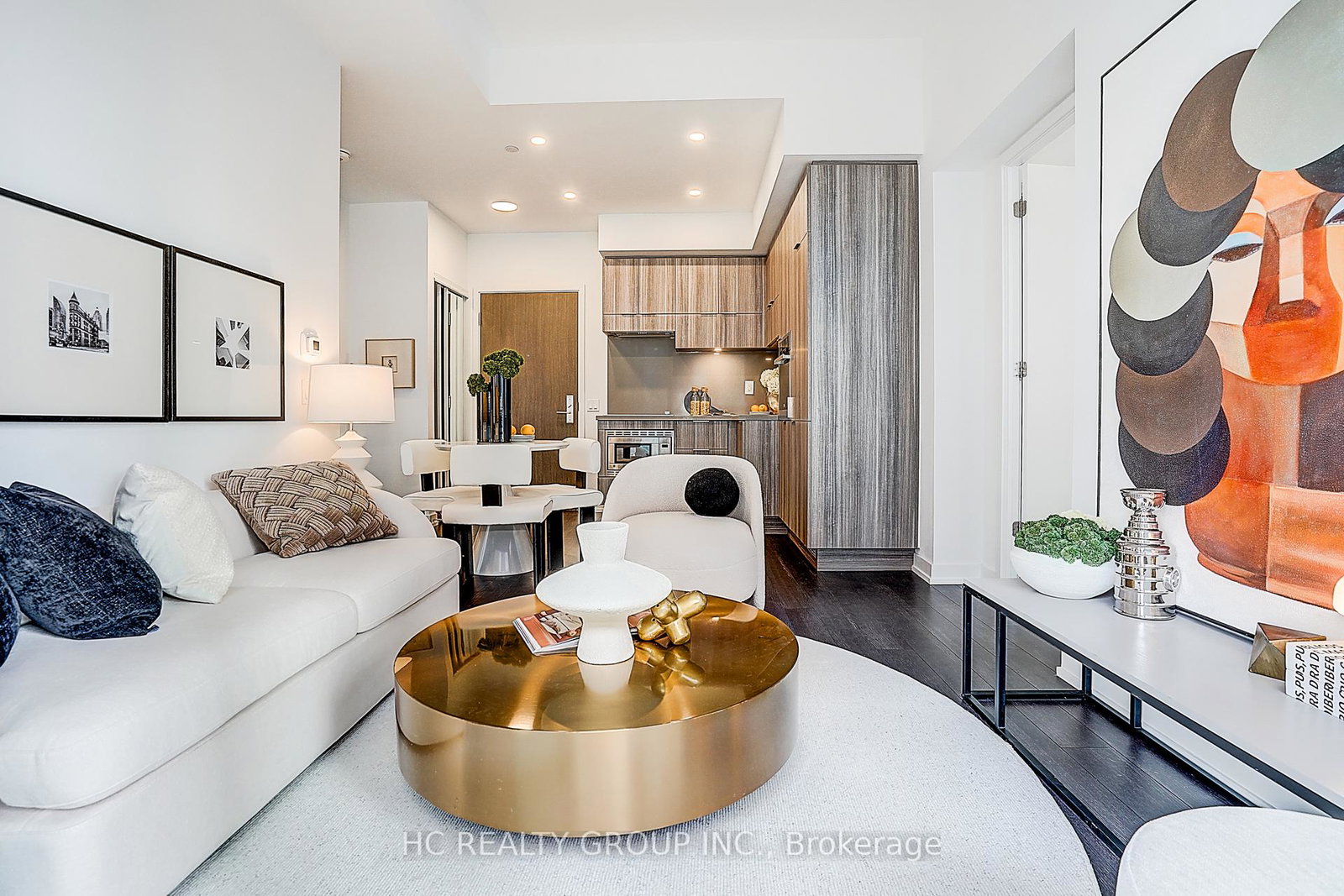 39-roehampton-avenue-toronto-ontario-c12789130
