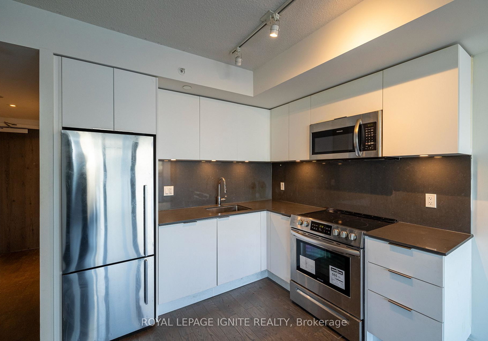 25-richmond-street-e-toronto-ontario-c12789274