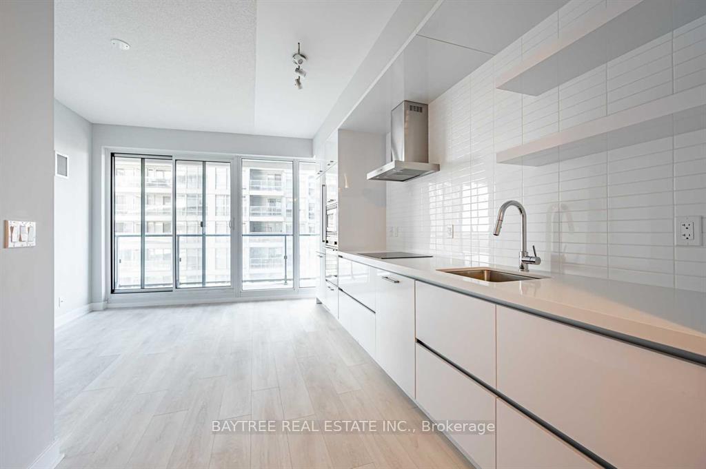 2221-yonge-street-toronto-ontario-c12789496