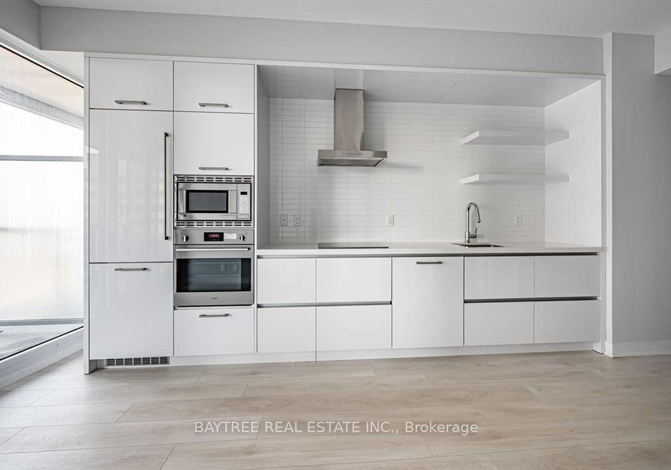 2221-yonge-street-toronto-ontario-c12789496