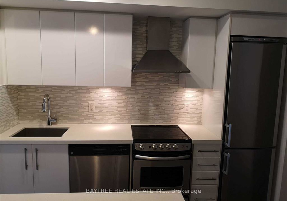 58-orchard-view-boulevard-toronto-ontario-c12789504