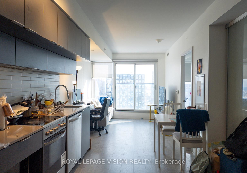 181-dundas-street-e-toronto-ontario-c12789510