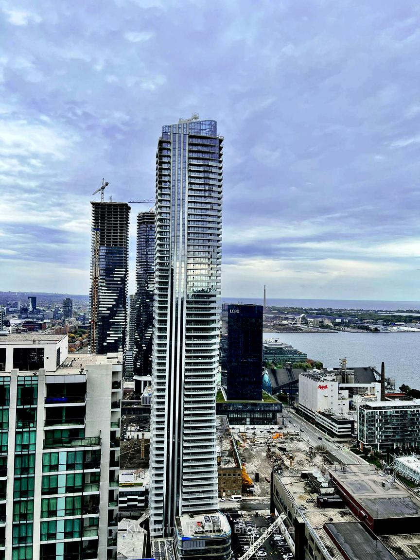 28-freeland-street-toronto-ontario-c12790082