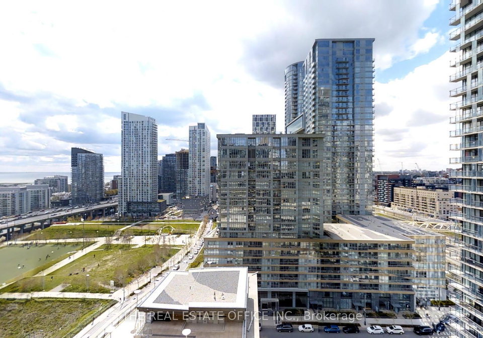 8-telegram-mews-toronto-ontario-c12790138
