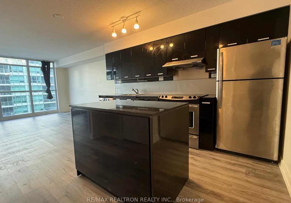 19-singer-court-north-york-ontario-c12790178