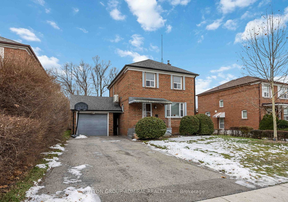 31-dell-park-avenue-toronto-ontario-c12790366