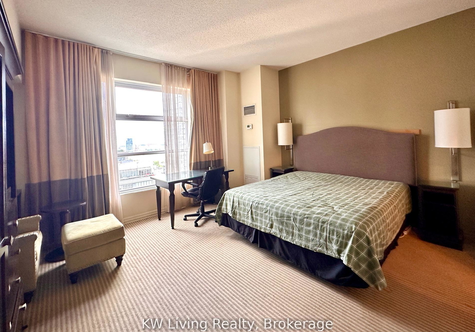 1-king-street-w-toronto-ontario-c12790420