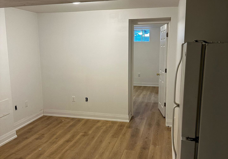 35-almore-avenue-toronto-ontario-c12790462