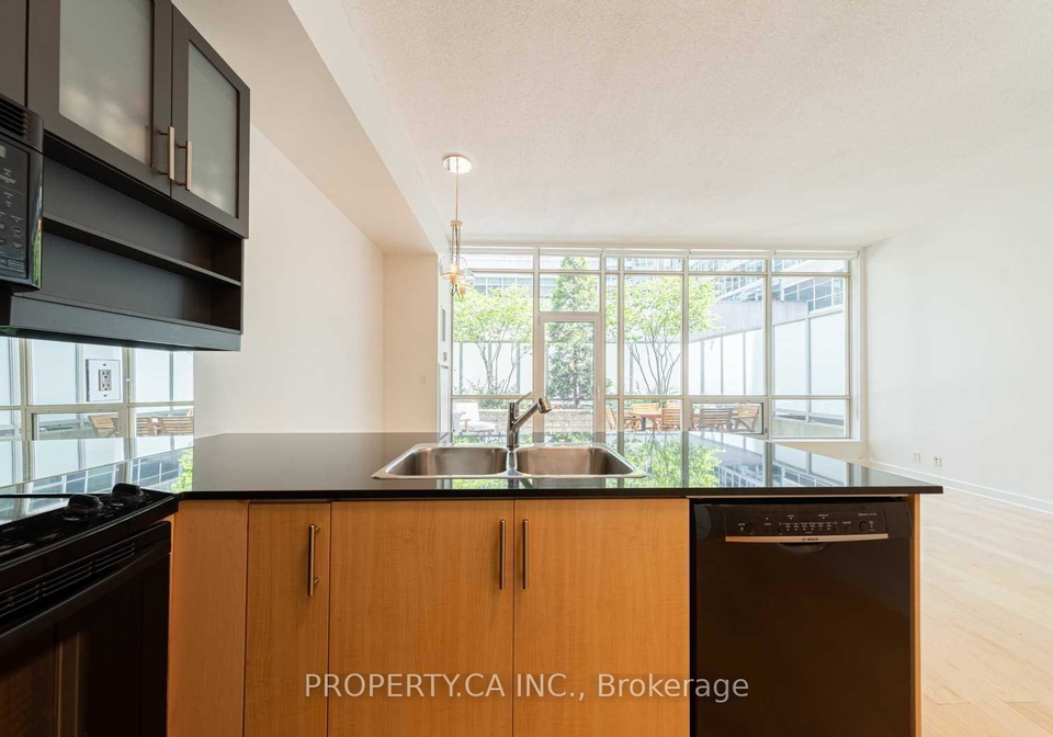 350-wellington-street-w-toronto-ontario-c12790500