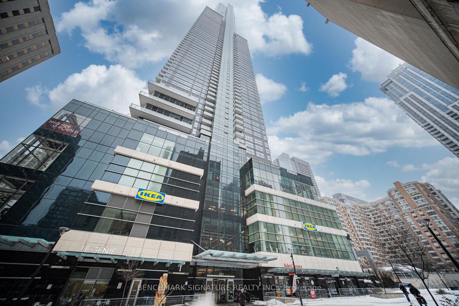 386-yonge-street-toronto-ontario-c12790820