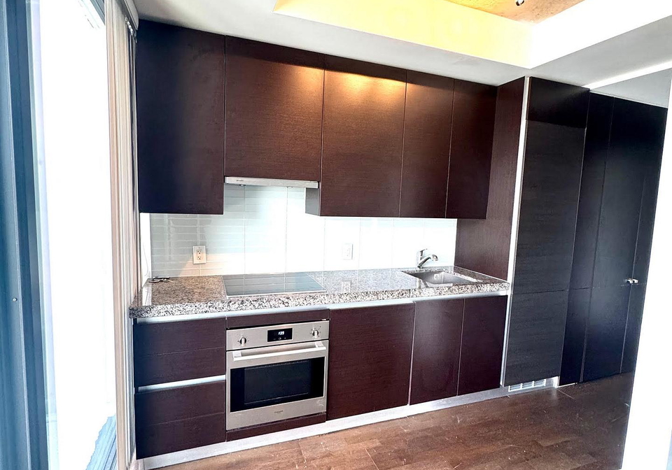 629-w-king-street-w-toronto-ontario-c12790842