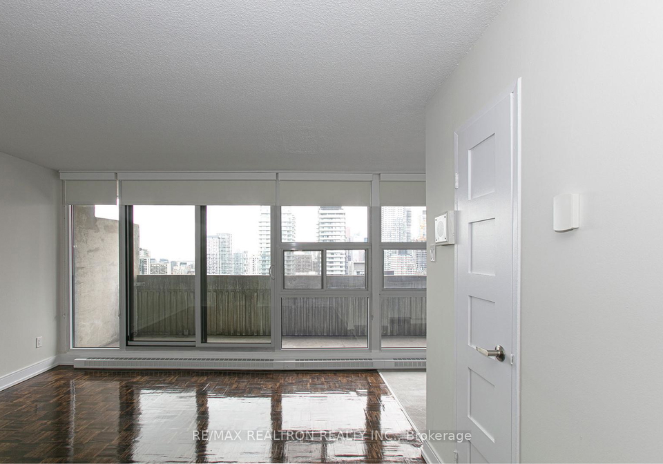 33-isabella-street-toronto-ontario-c12791082