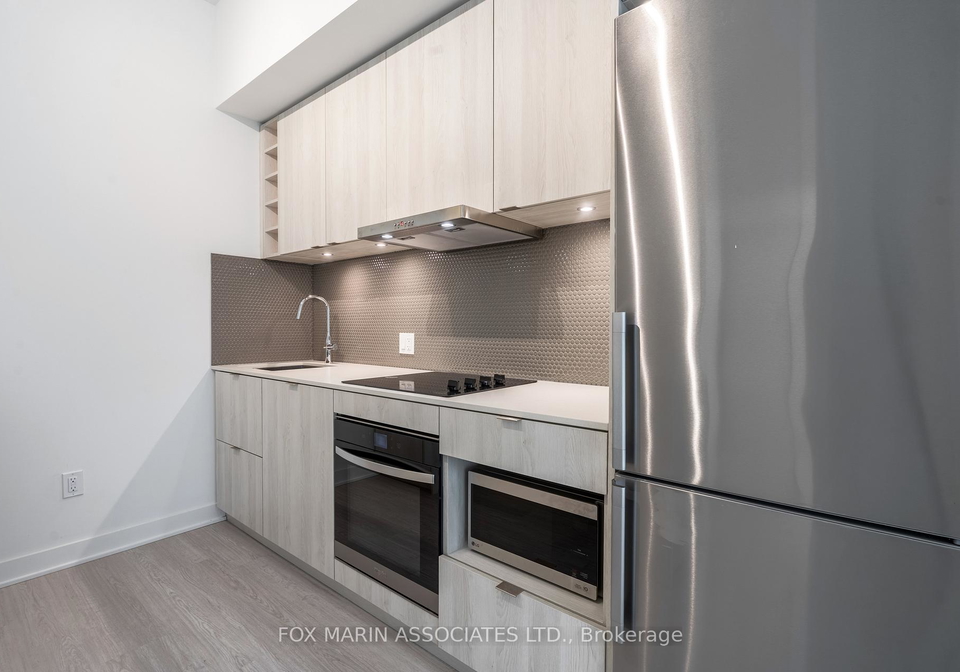 11-yorkville-avenue-toronto-ontario-c12791812
