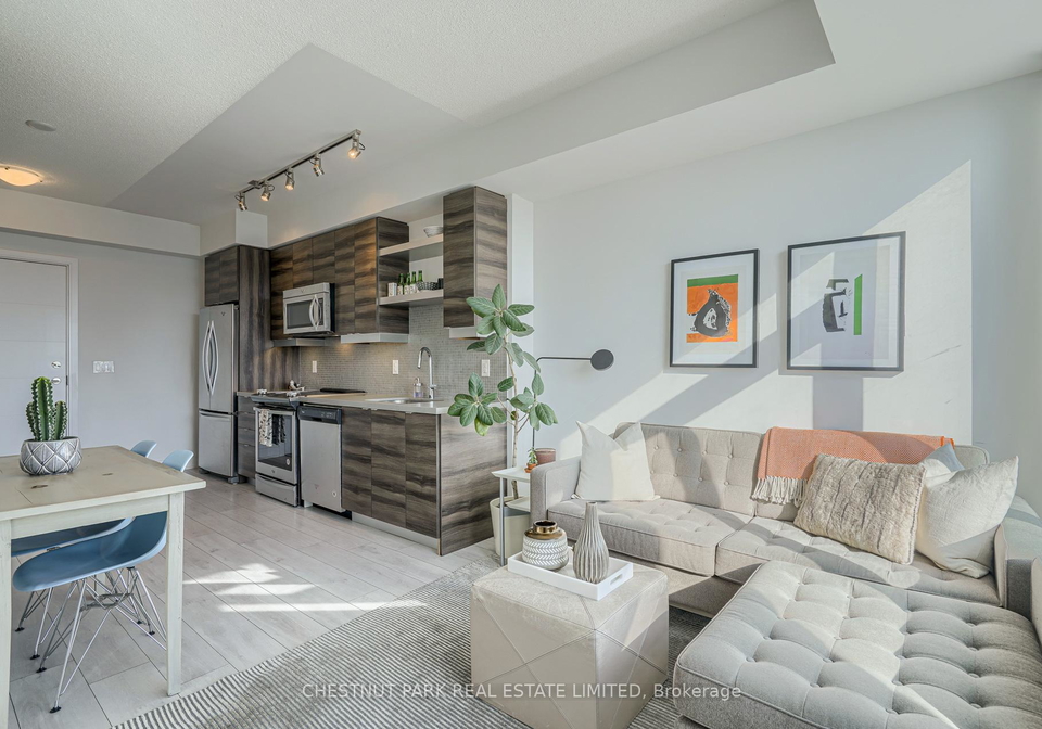 525-adelaide-street-w-toronto-ontario-c12792530