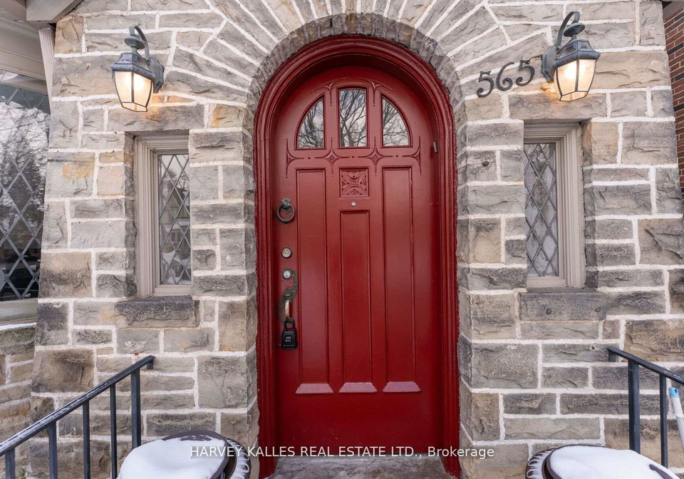 565-briar-hill-avenue-toronto-ontario-c12792544