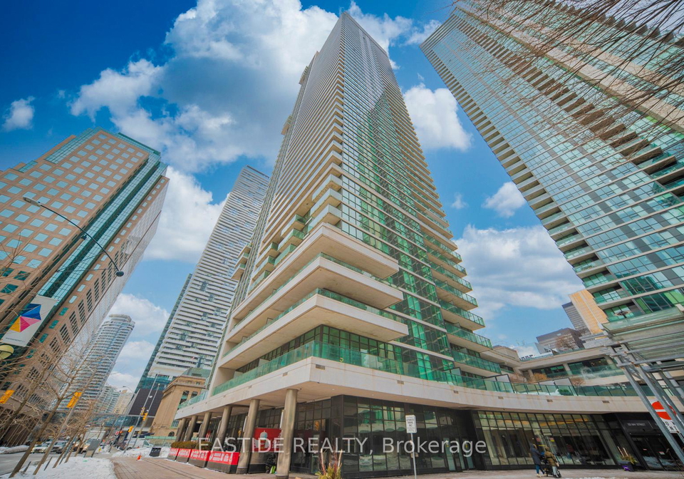 33-bay-street-toronto-ontario-c12792586