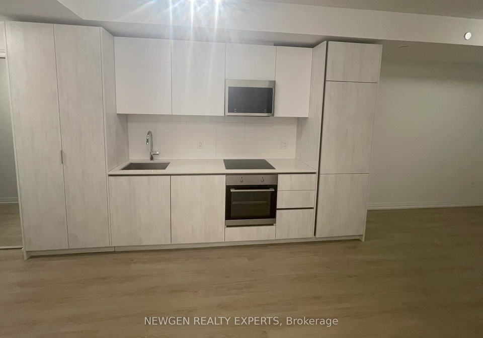 28-widmer-street-toronto-ontario-c12792872