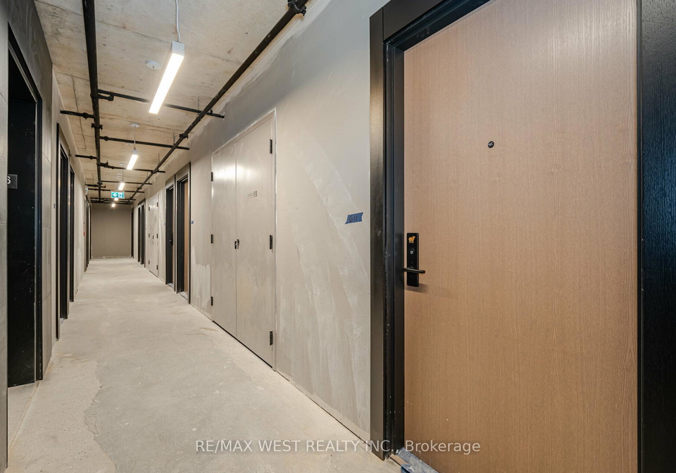 195-mccaul-street-toronto-ontario-c12793574