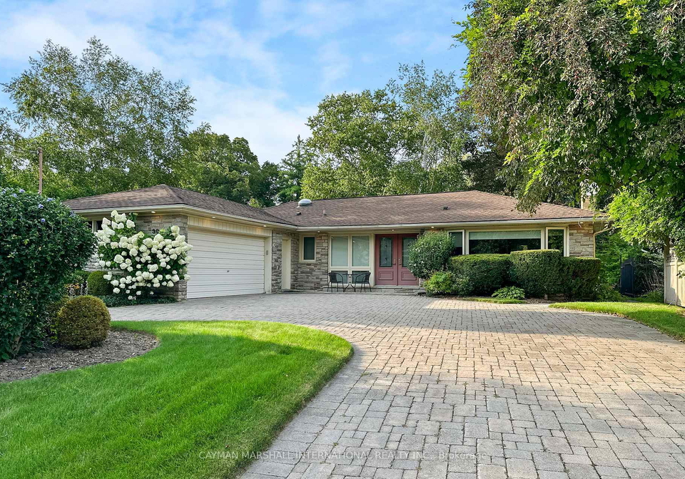 30-hi-mount-drive-north-york-ontario-c12793664