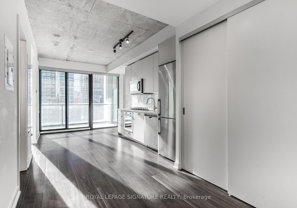 55-ontario-street-toronto-ontario-c12793832