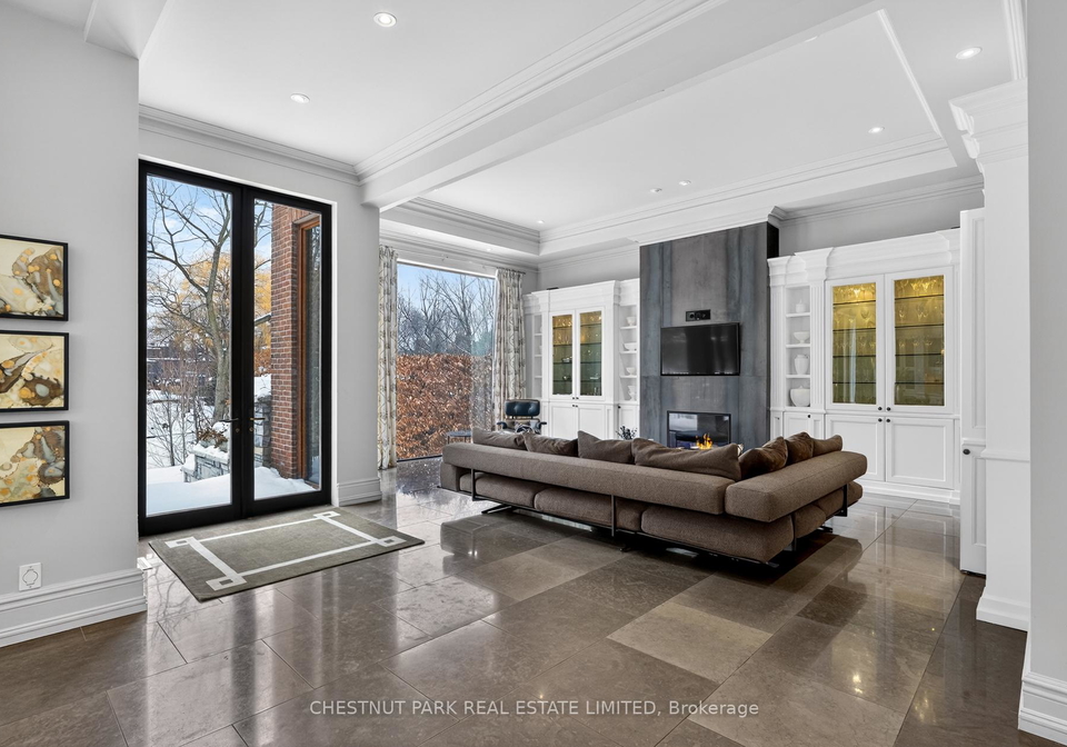 31-south-drive-toronto-ontario-c12793900