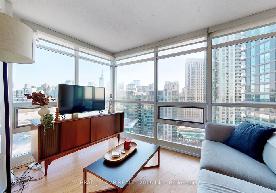 231-fort-york-boulevard-toronto-ontario-c12794266