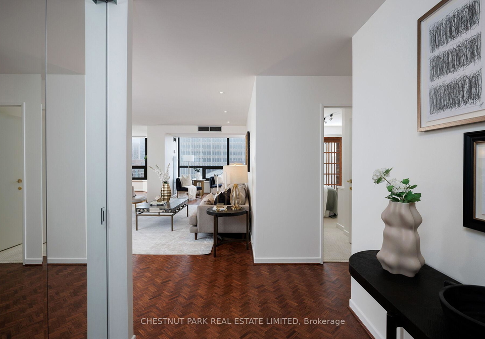 62-wellesley-street-w-toronto-ontario-c12794386