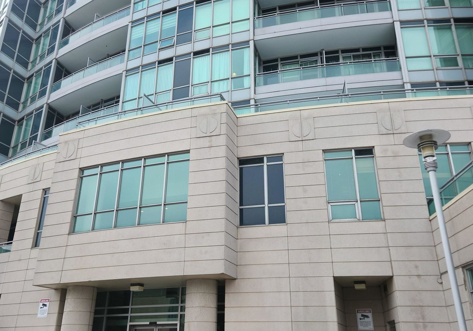 60-byng-avenue-north-york-ontario-c12794548