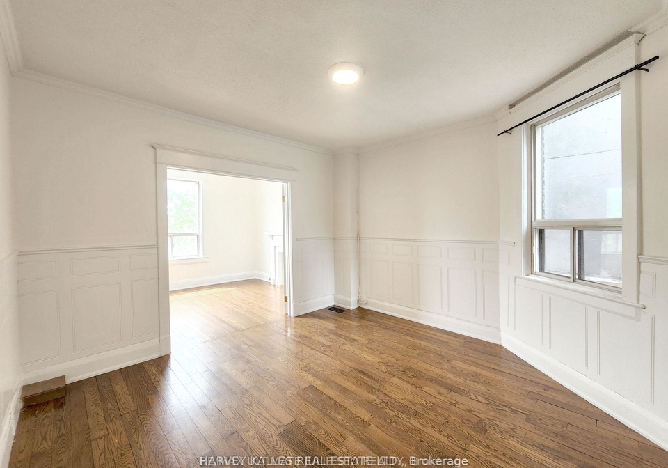 832-st-clair-avenue-toronto-ontario-c12794606