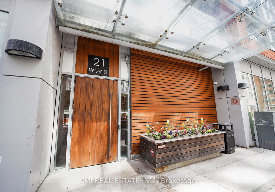 21-nelson-street-toronto-ontario-c12794746