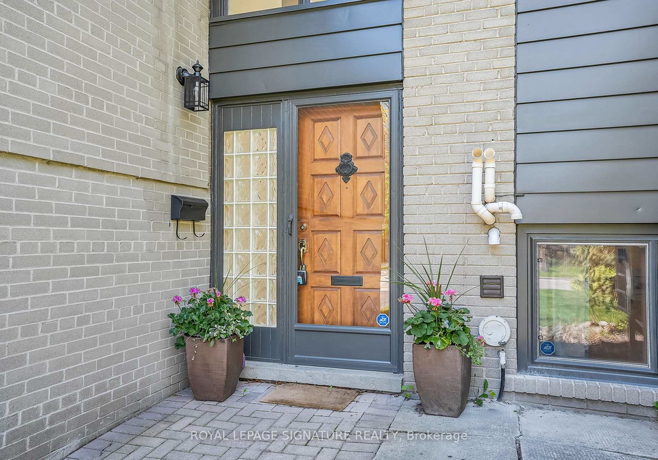136-three-valleys-drive-north-york-ontario-c12795074