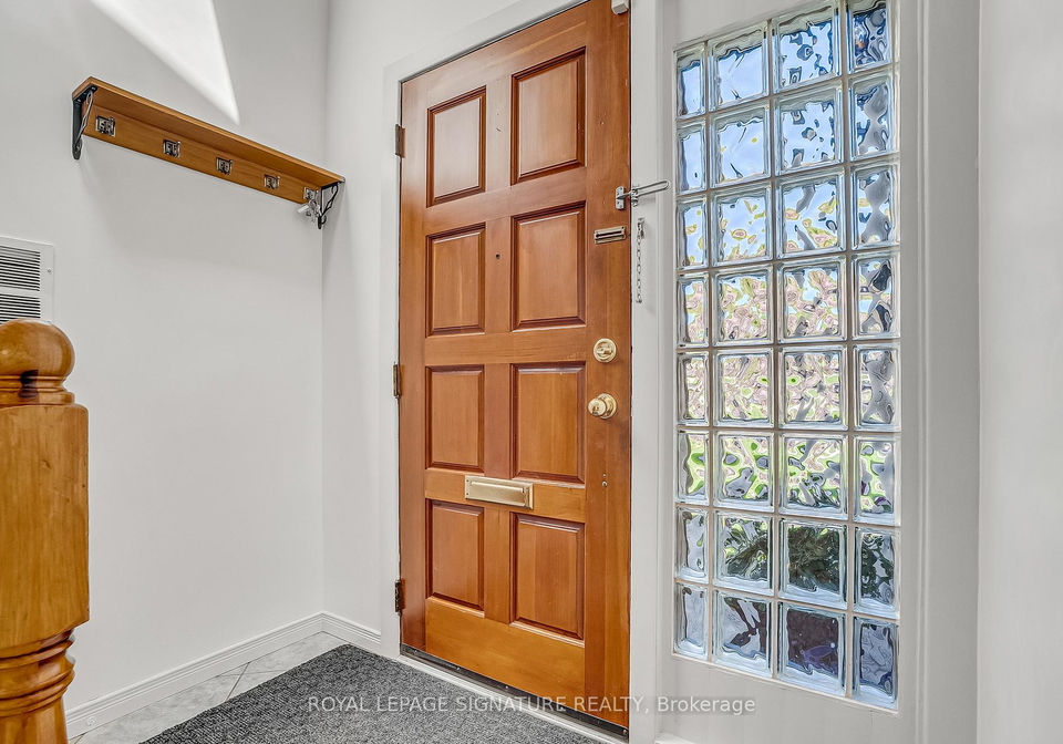 136-three-valleys-drive-north-york-ontario-c12795074