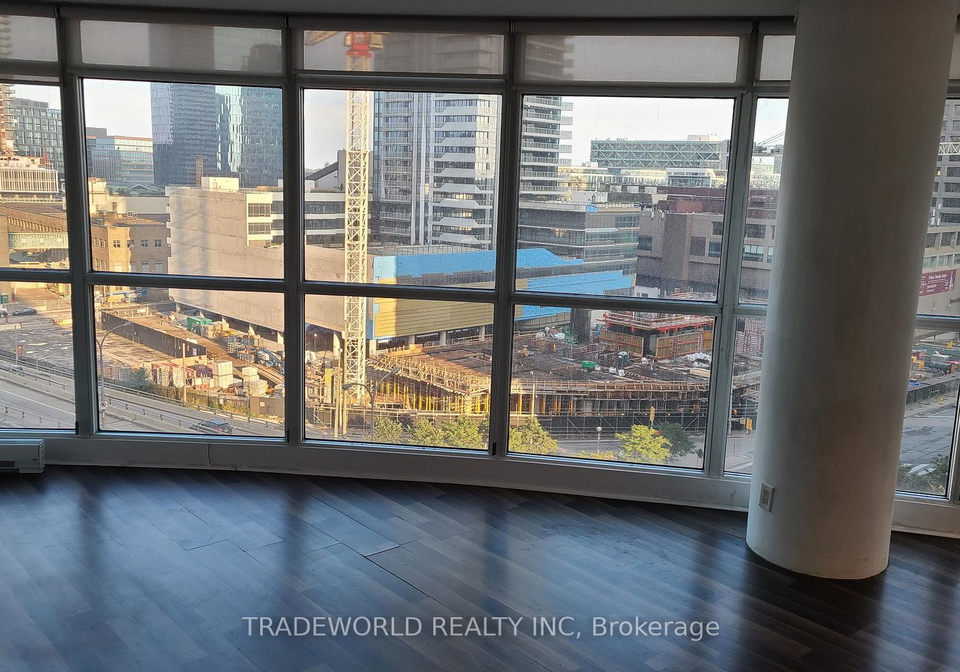 18-yonge-street-toronto-ontario-c12795210