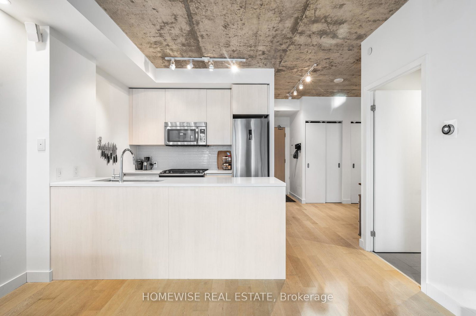 111-bathurst-street-toronto-ontario-c12795230